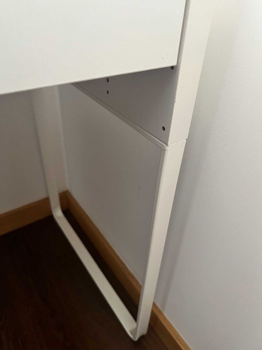Secretaria Ikea 2 gavetas