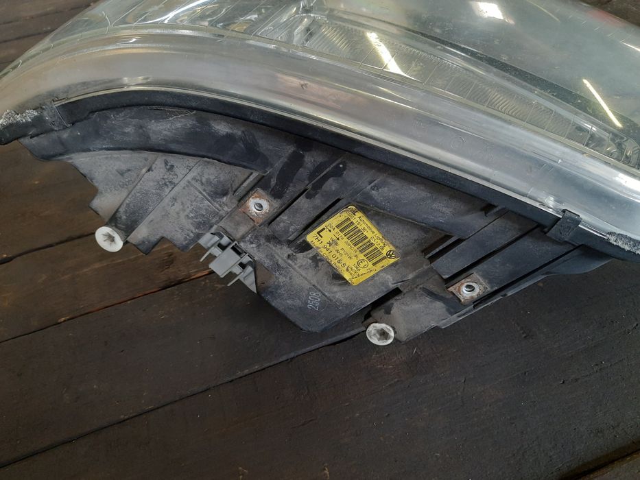 Lampa lewy przód - Volkswagen T5
