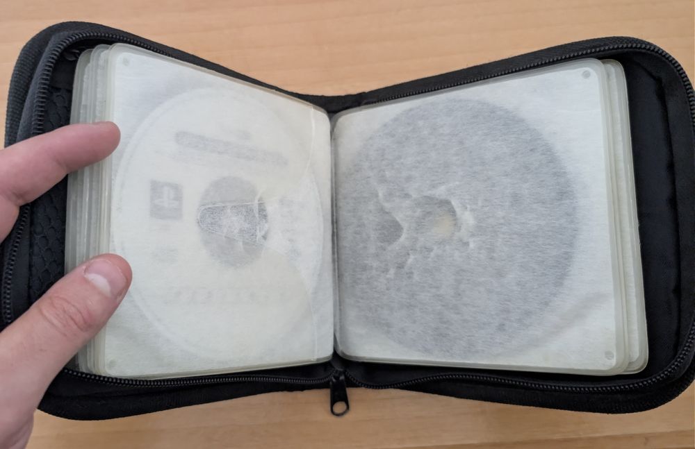 Bolsa oficial PlayStation porta CDs