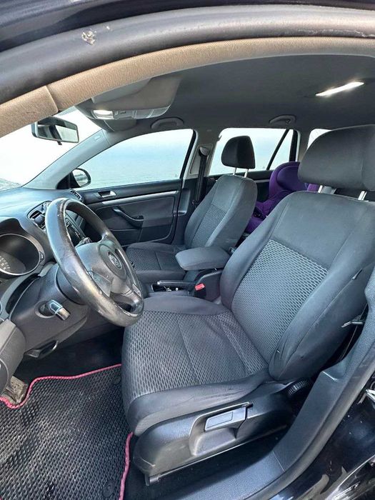 Продам Volkswagen Golf VI Variant 2010 года