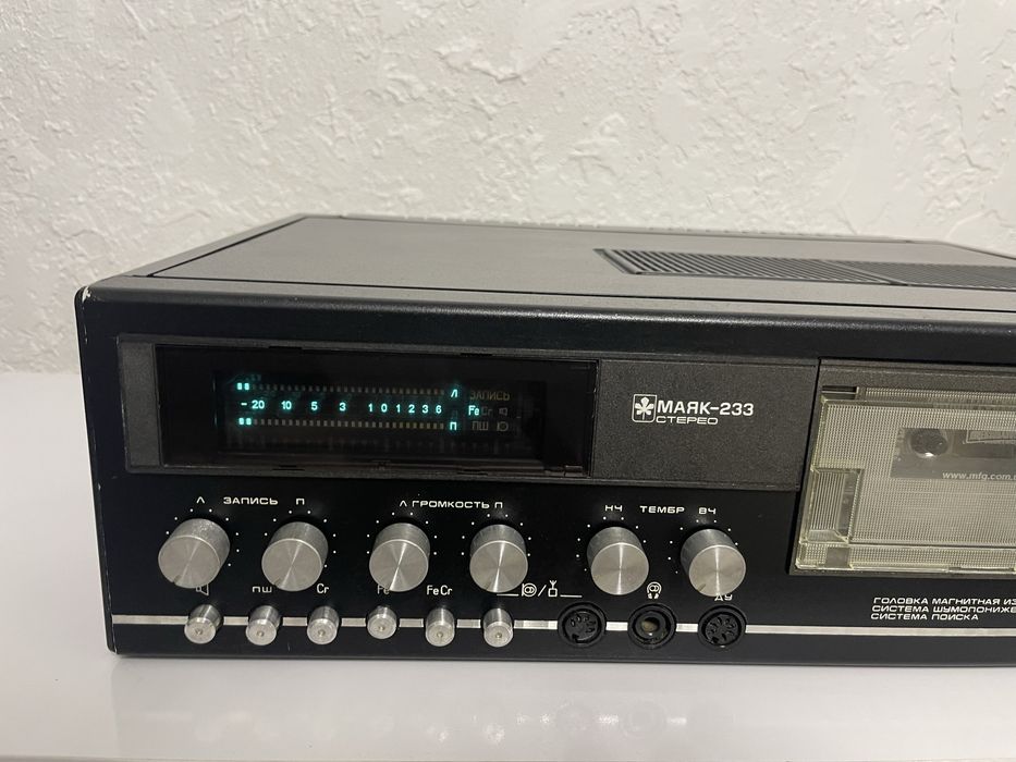 Магнітофон Маяк 233 стерео