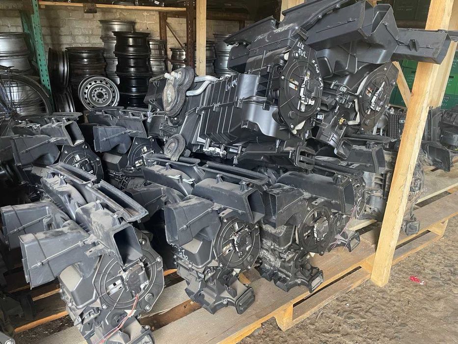 Пічка в зборі печка Nissan Pathfinder R51 Nissan Navara D40