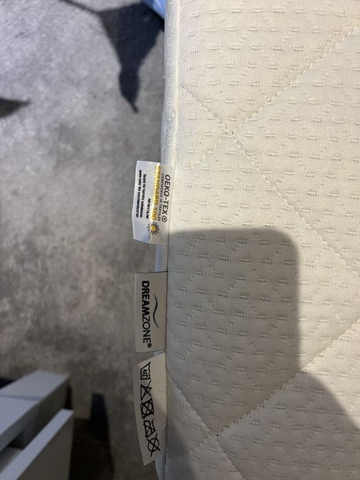 Sprzedam materac z lozka dzieciecego