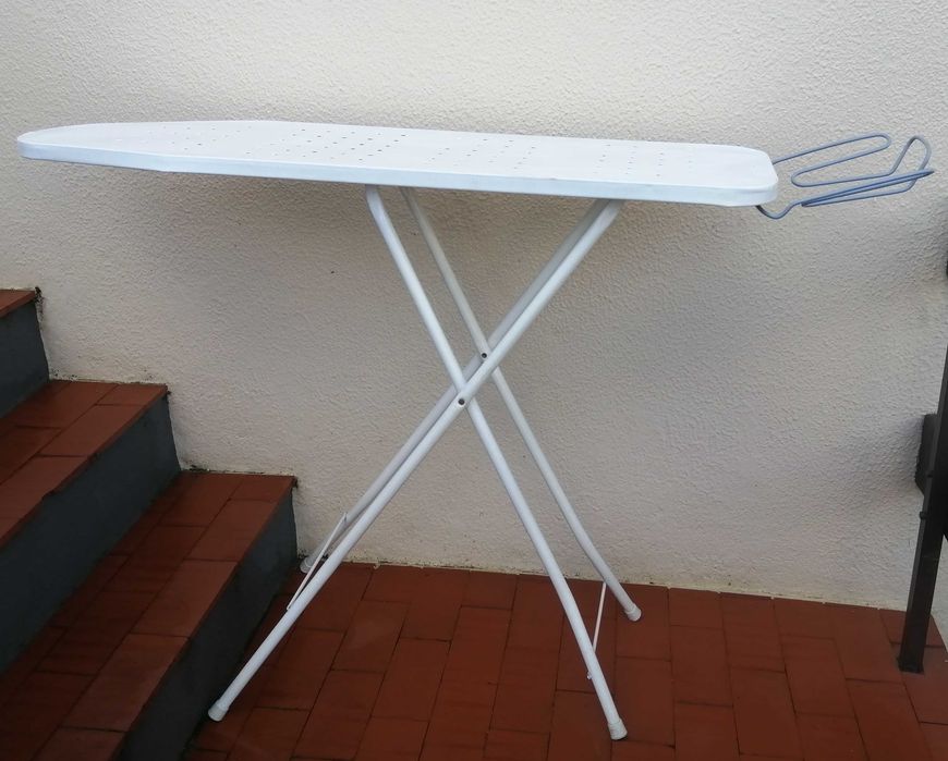 Tábua de engomar média