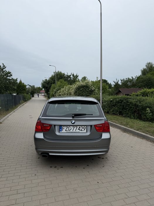 Bmw e91 2011r 320d 184km