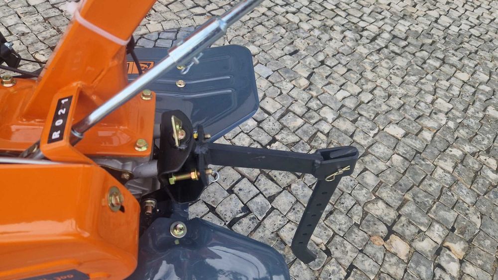 Motoenxada LIKE 212cc