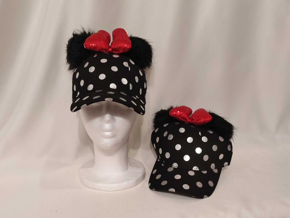 Нова кепки с помпоном, бантом  Disney mini Mouse