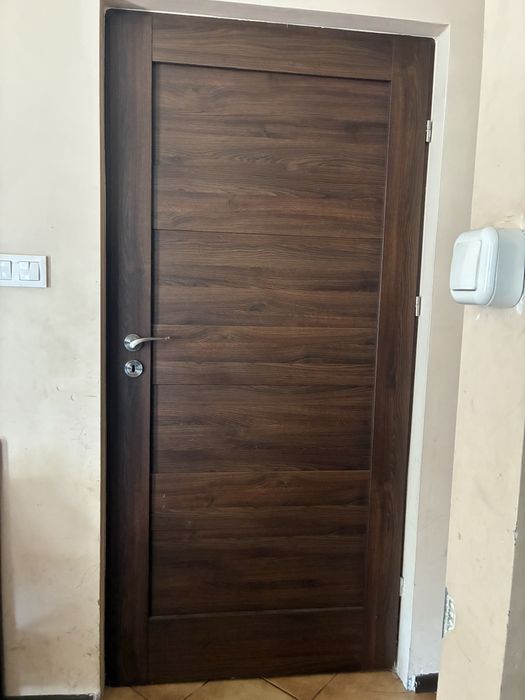 NOWE Drzwi i ościeżnice 90