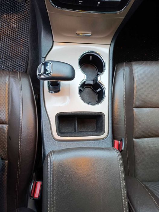 Продам шикарний автомобіль JEEP GRAND CHEROKEE 2015 р. 3.6 бензин