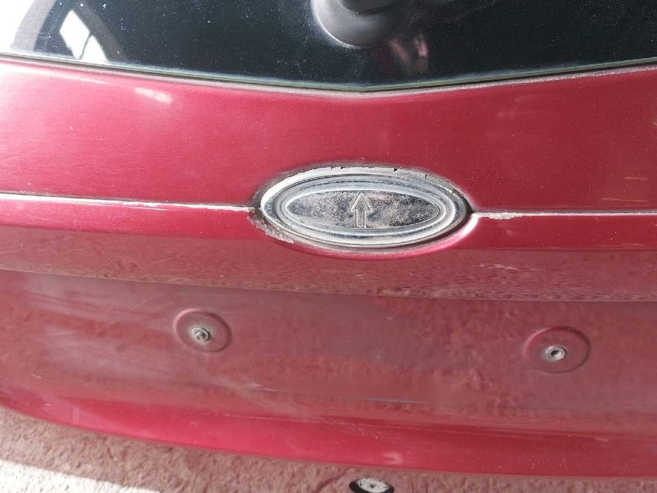 Tampa da Mala FORD FOCUS MK1 Carro