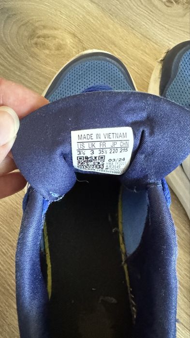 кросівки adidas