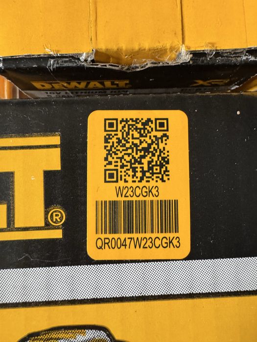 DeWalt DCS369N + 4,0Ah 18V Piła Szablasta Lisica
