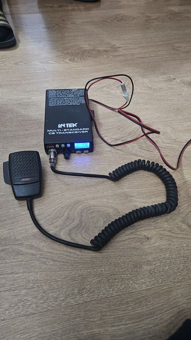 Cb radio intek m-100 plus