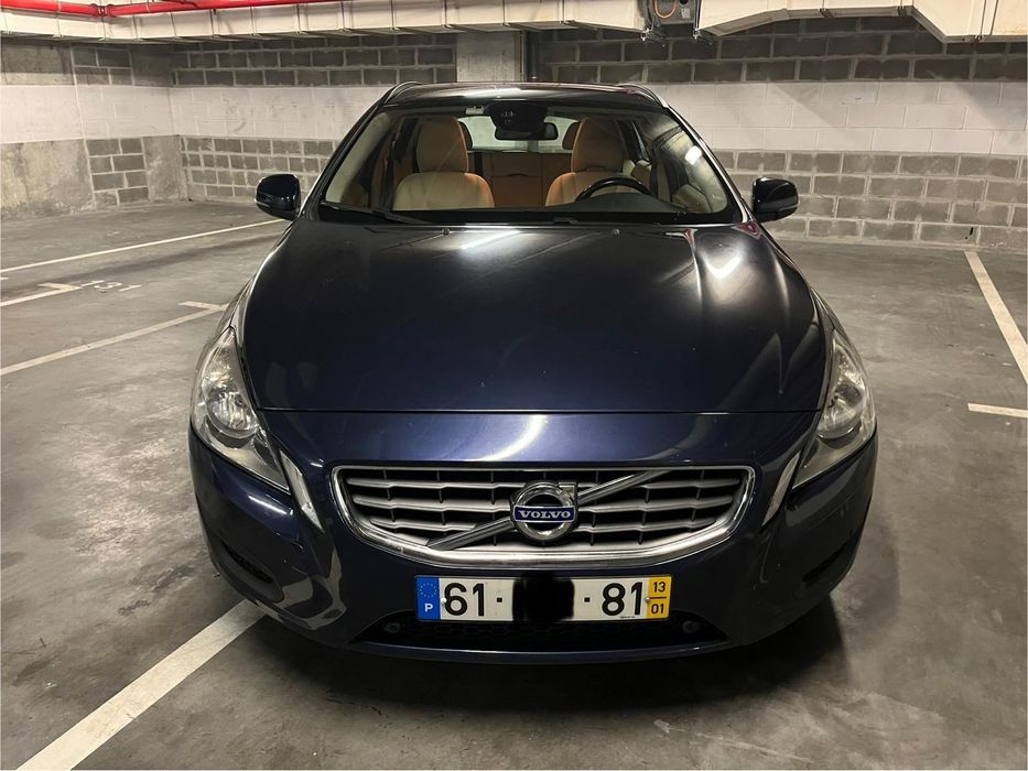 Volvo V60 D4 2013