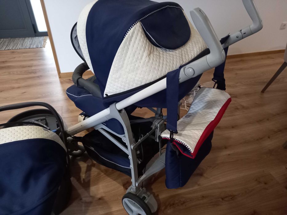 Carrinho de bébé e acessórios Trio Love Chicco Navi Edition