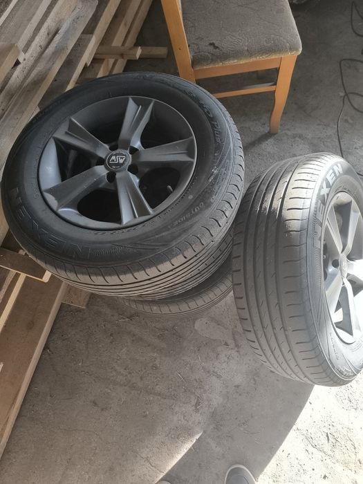 Opony + Felgi 215/65r15