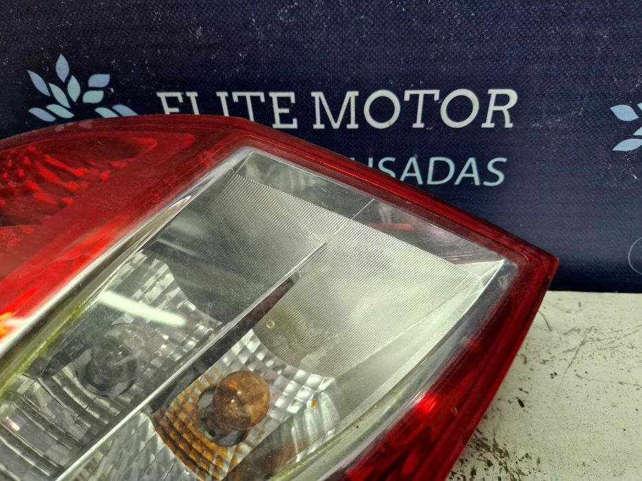 Farolins usados RENAULT CLIO 3 carro esquerdo direito