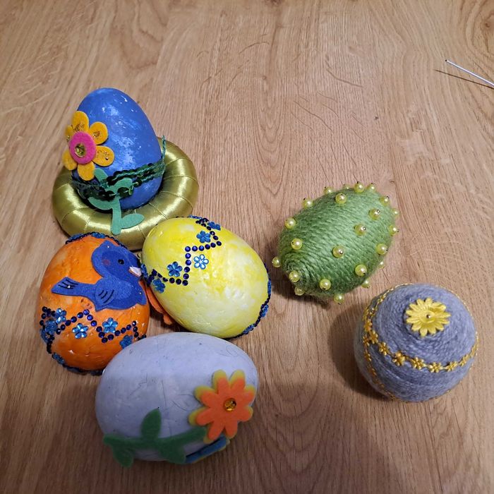 Pisanki wielkanocne dla dzieci / zestaw figurek