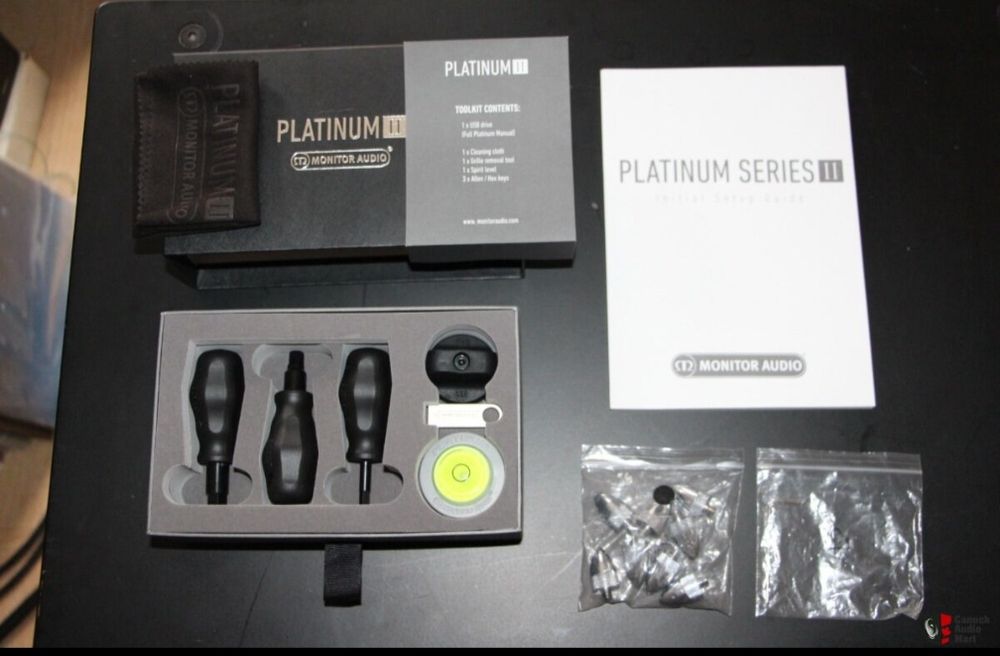 Monitor Audio PL100 II + Suportes