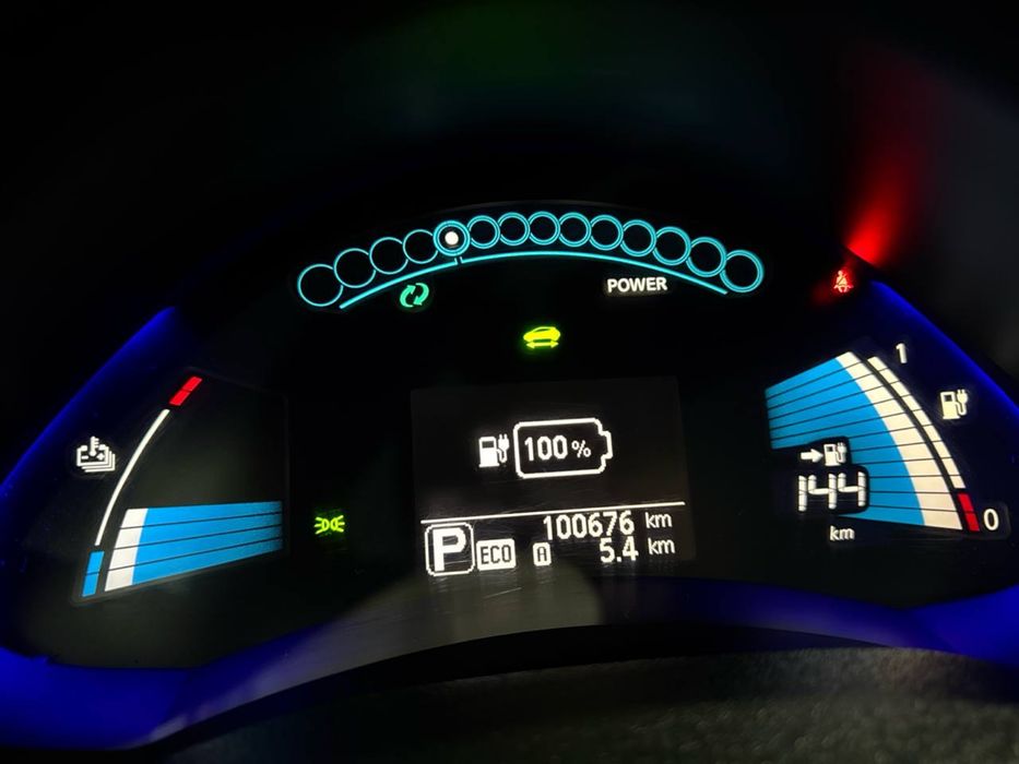 Nissan Leaf 24 kWh 11/12 Електро Авто