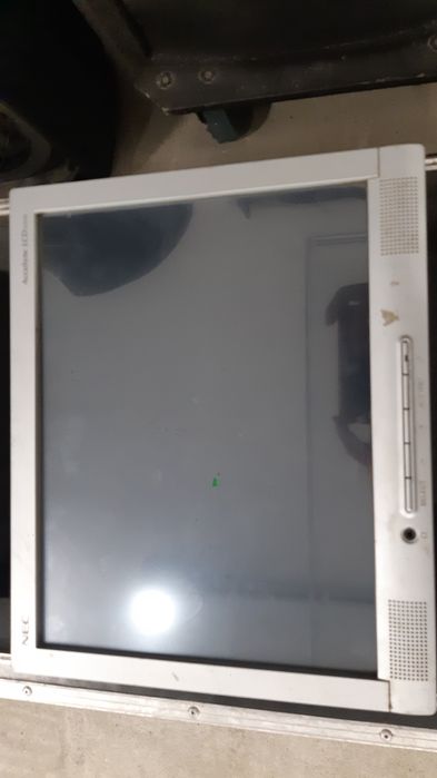 Monitor dotykowy panel ekran wyświetlacz gastronomiczny diy avolites
