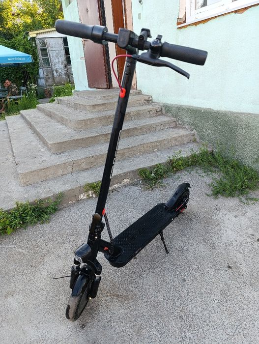 Продам електросамокат