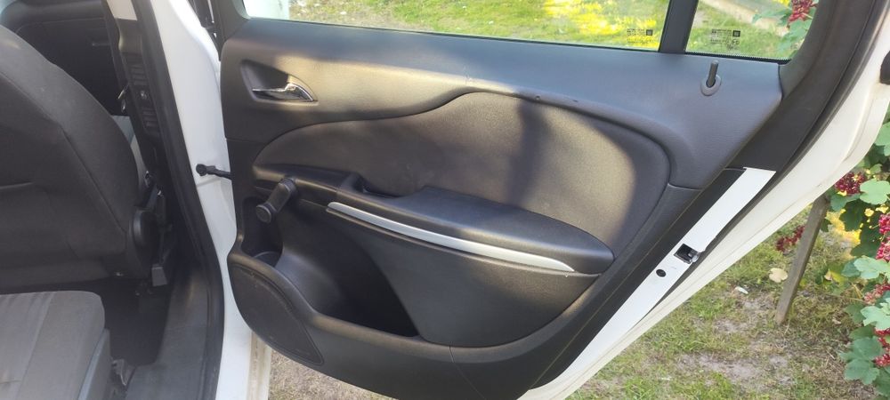 Продам Opel Zafira 2013 року