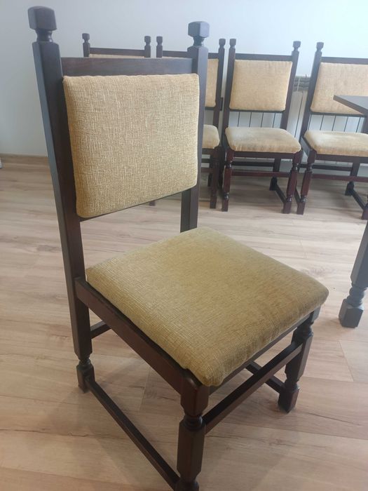 duży rozkładany stół z krzesłami drewniany 6 krzeseł solidny