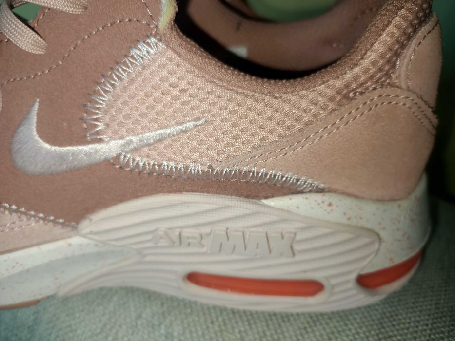 Nike Air Max Excee buty damskie sportowe rozm. 39