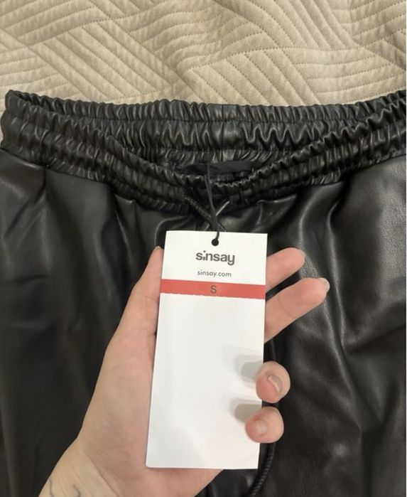 Шкіряні штани Sinsay  нові