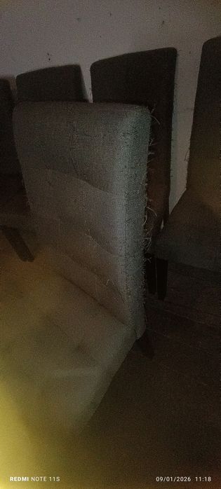 Beliche, colchão de casal, jogo de mesas