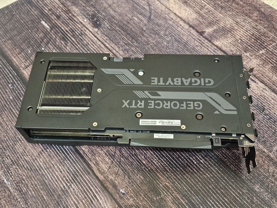 Відеокарта GIGABYTE GeForce RTX 4070 WINDFORCE OC 12G б/в із гарантією