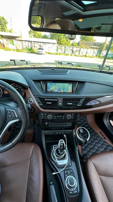 Продам BMW X1 2012