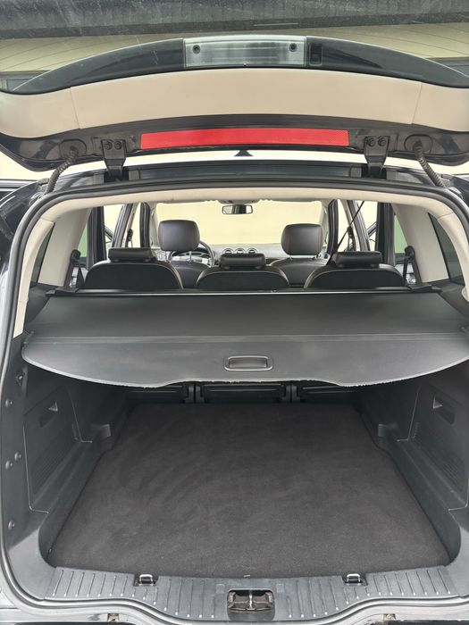 Ford S-Max 2010 rok 163 km nowe opony zimowe