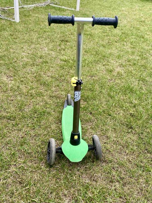 Продам дитячий самокат