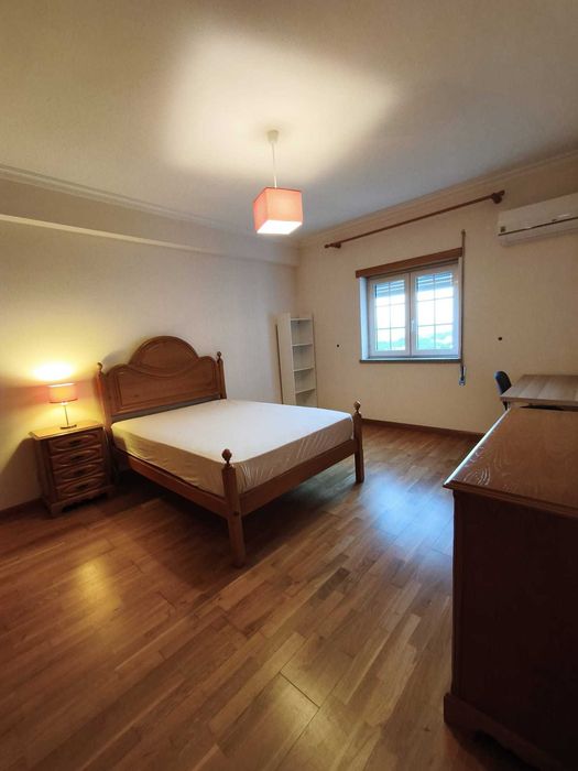 Apartamento T4 Avenida da Anil - Covilhã