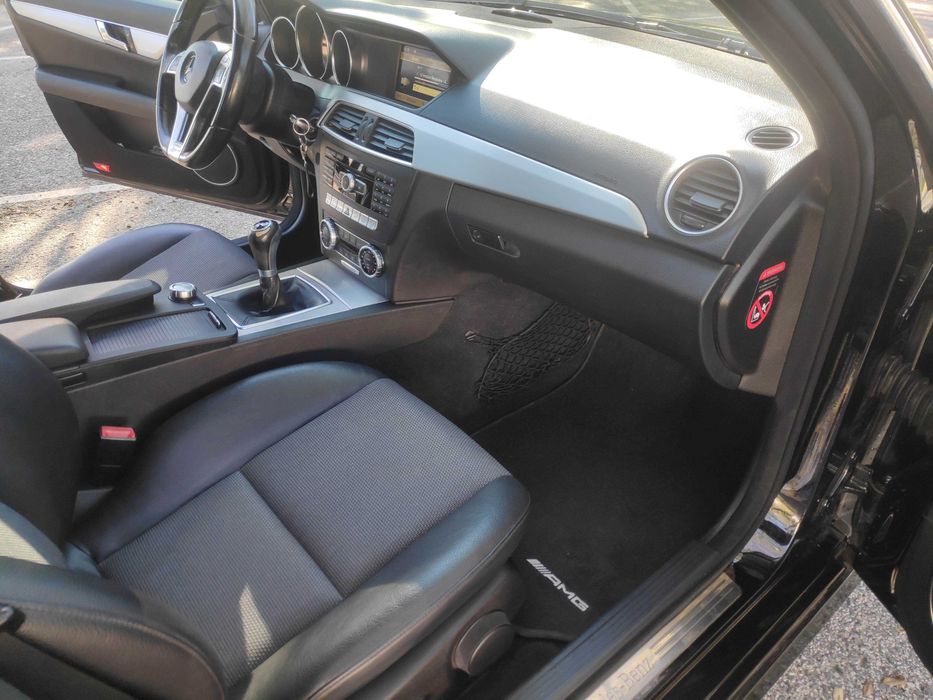 mercedes-benz c220 cdi amg line