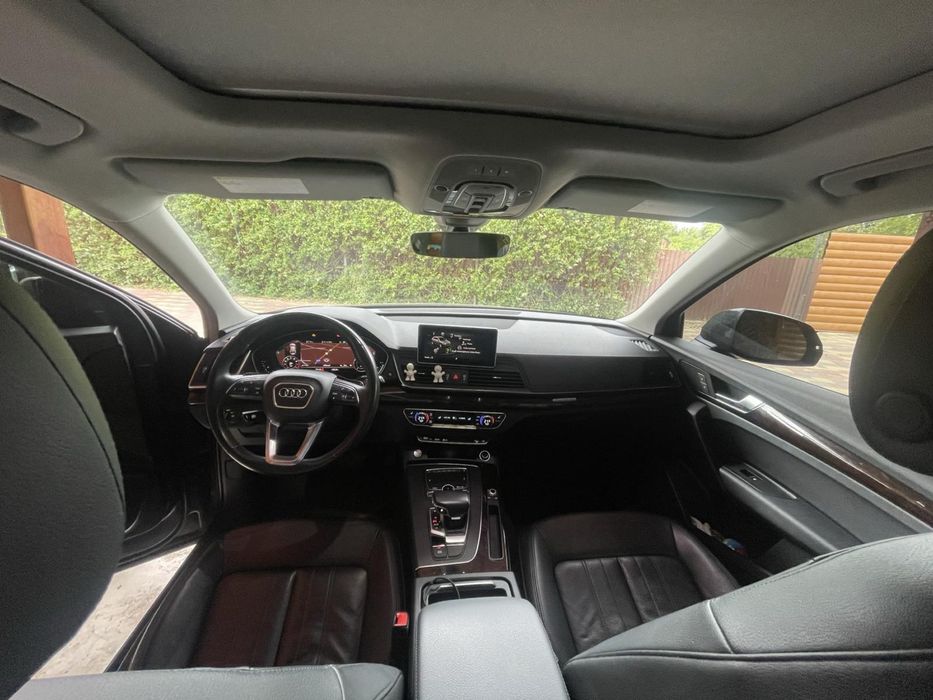 Продам Audi Q5 2018