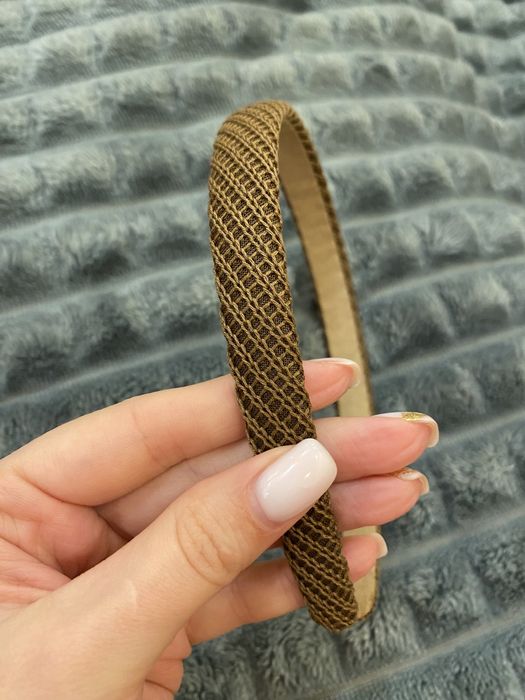 Стильний коричневий