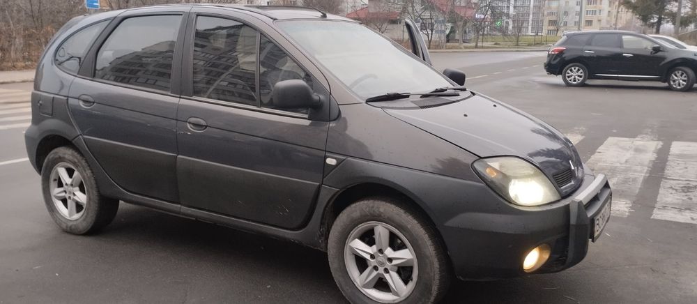 Renault Scenic RX4