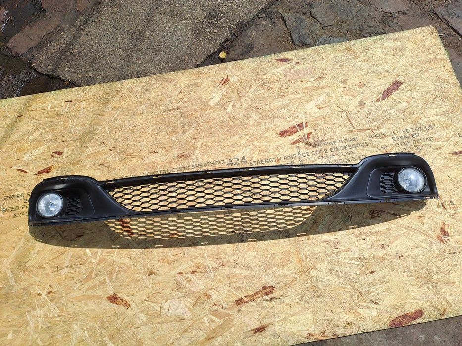 Atrapa Dodge Grand Caravan zderzak 11-20r RT grill oryginał