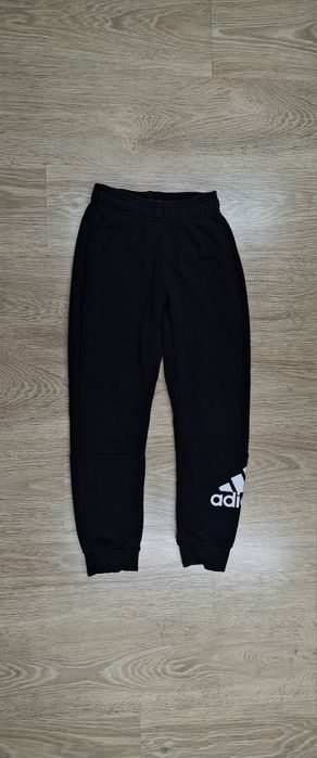 Adidas spodnie dresowe dresy czarne 134- 140