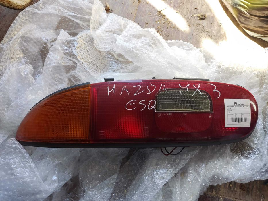 Farolins trazeiros Mazda Mx-3 (91-97)