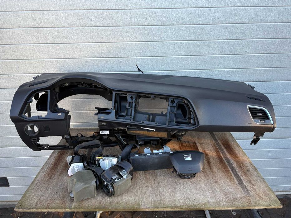 Seat Ateca kokpit konsola airbag pasy zestaw oryginał