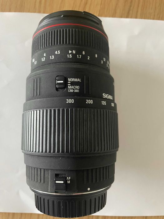 Lente para câmara fotográfica Canon 70-300mm. 1:4-5.6 APO DG