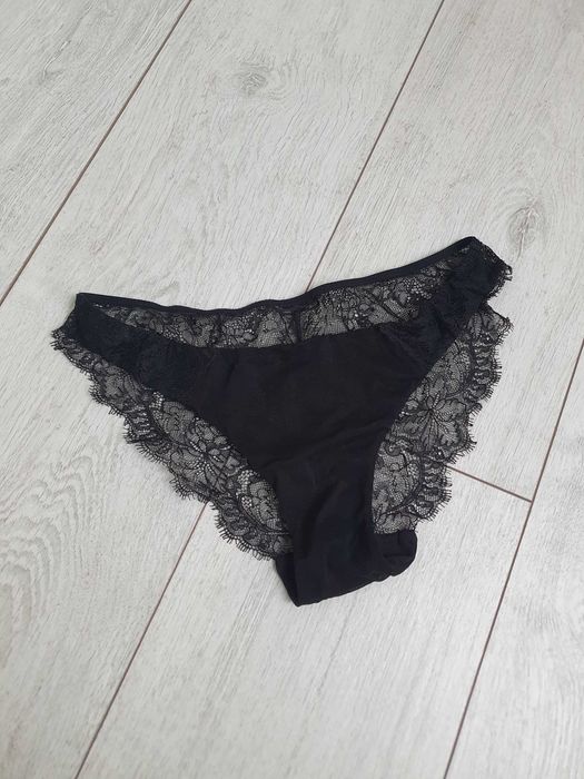 H&M czarne majtki z koronką koronkowe 36 S