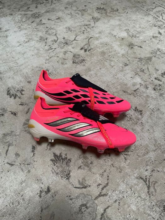 Chuteiras de Futebol Adidas Predator Elite FG