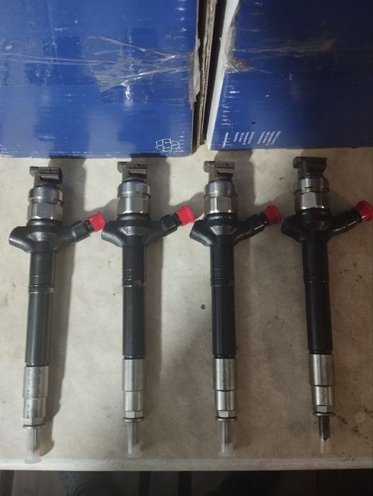 Продам форсунки Denso