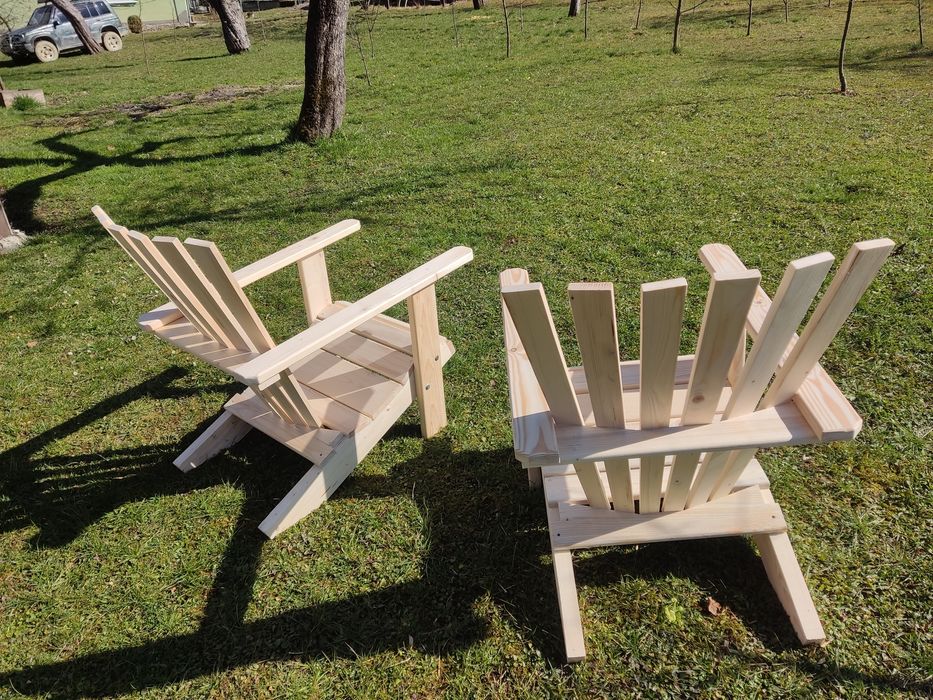 Садова мебель , крісла в канадському стилі , з деревини