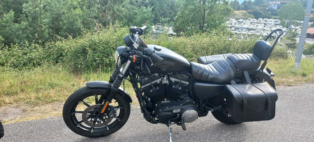 Harley-Davidson Iron 883 | Nacional | 2018 | 24.000 km | Extras Originais